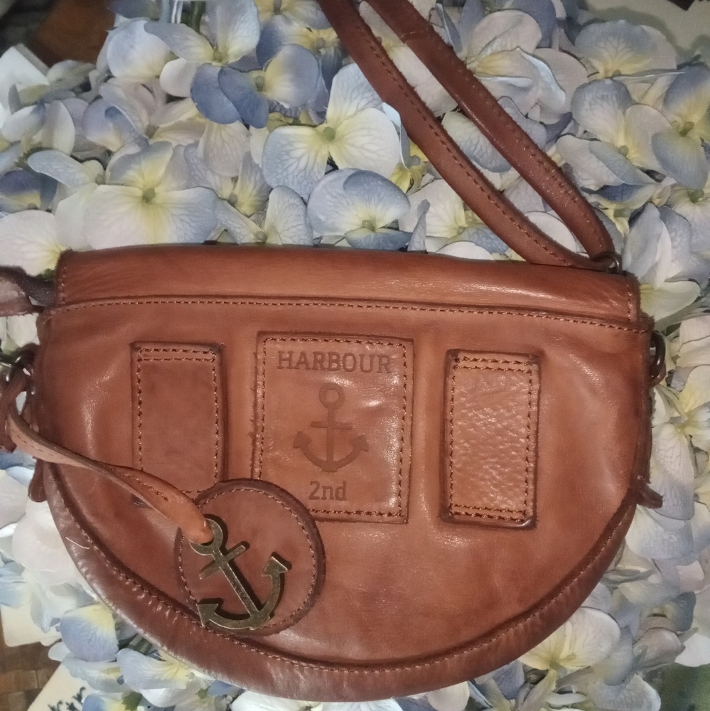 Genuine leather handbag